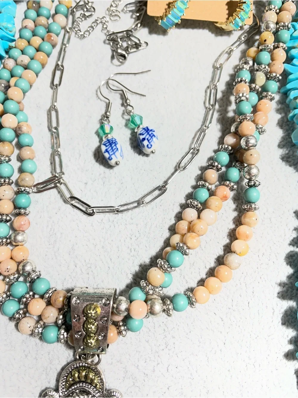 Turquoise Howlite Southwestern Mix Necklaces Earrings Bracelets Lot of 10
